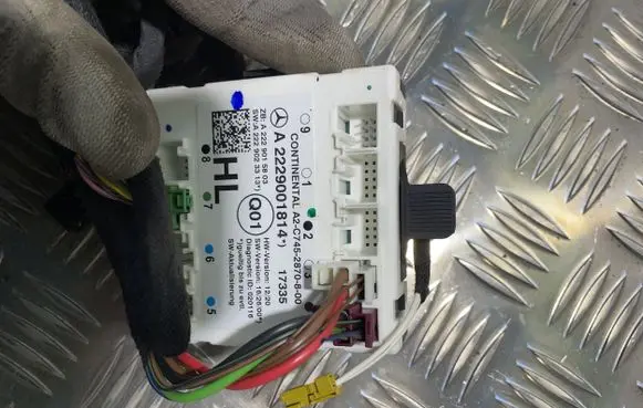 Mercedes-Benz GLC C253 Door central lock control unit/module A2229001814