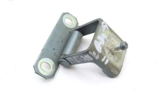 Renault Megane II Tailgate hinge M023945H