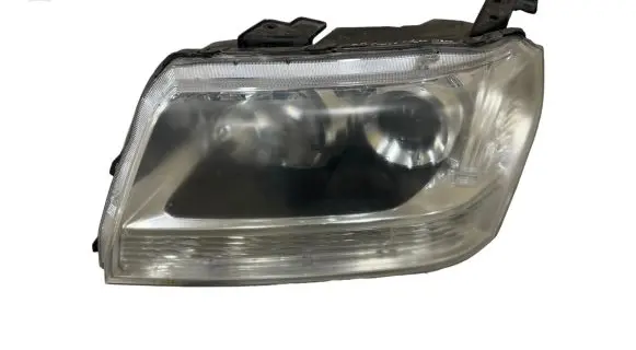 Suzuki Grand Vitara II Headlight/headlamp 10059088