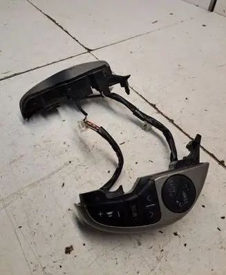 Toyota Prius (XW20) Other switches/knobs/shifts F70CV142 F70CV164