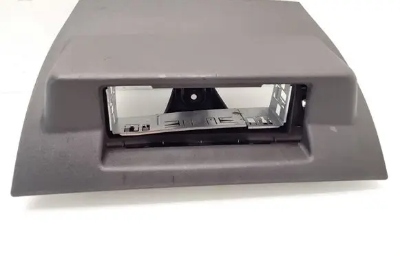 Iveco Daily 6th gen Radio/GPS head unit trim 5801750415 56712 21677
