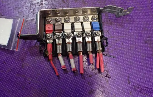 Renault Scenic III - Grand scenic III Fuse box set 243170003R