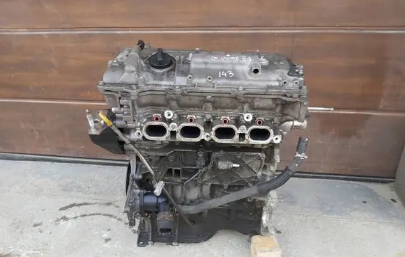 Toyota Prius+ (ZVW40) Engine