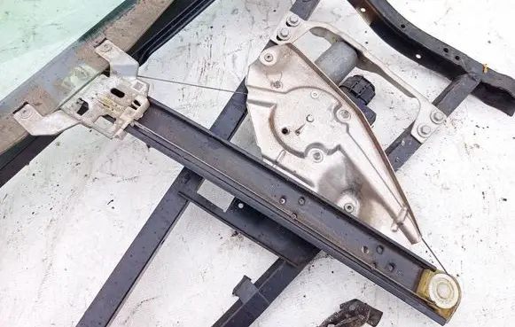 Audi A6 S6 C5 4B Sliding door window regulator with motor