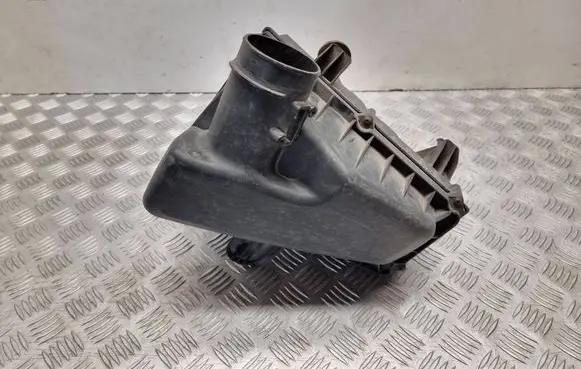Ford S-MAX Air filter box 