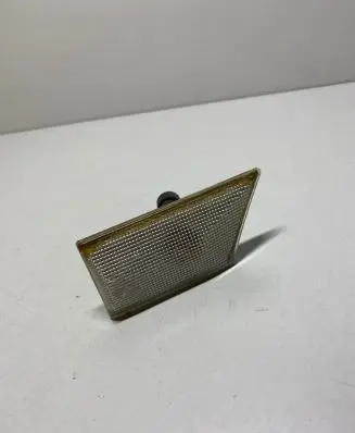 Opel Vectra C Front fender indicator light 13101912