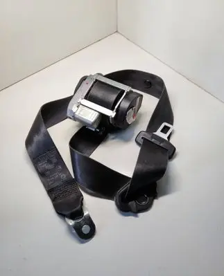 Skoda Octavia Mk2 (1Z) Front seatbelt 1Z0857701C 040990 1000072