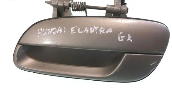 Hyundai Elantra Rear door exterior handle