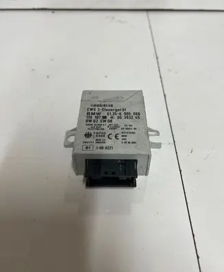 BMW 5 E39 Other control units/modules 61356905666 05393245 110187