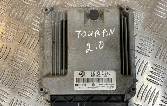 Volkswagen Touran I Engine control unit/module 03G906016AL 1039S03032 0281011450