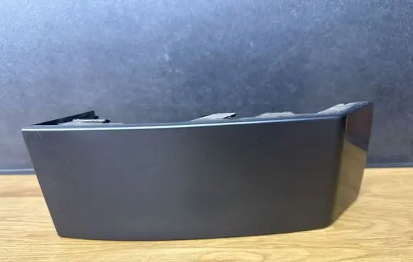 Volvo XC90 Rear/tail light trim molding 8620820