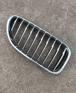 BMW 6 F06 Gran coupe Front bumper upper radiator grill 7212850