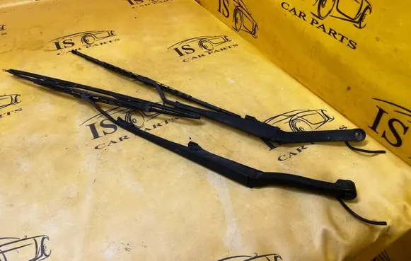 Chevrolet Corvette C5 Front wiper blade arm 89813-436 89813-435 89813436