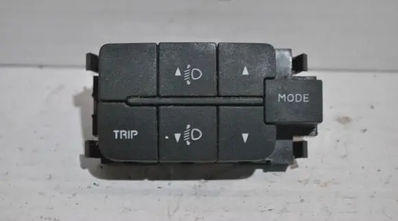 Iveco Daily 35 - 40.10 Light switch 69500781