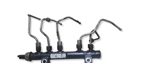 Volvo C30 Fuel main line pipe 9685297580