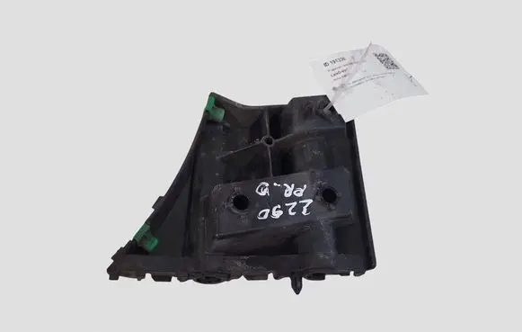 Volvo V40 Front bumper mounting bracket 31425111