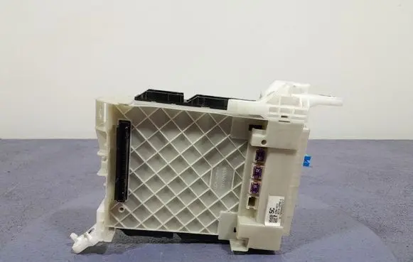 Suzuki Swace Fuse box set 8273002P80