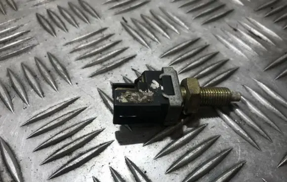 Mazda 323 Brake pedal sensor switch