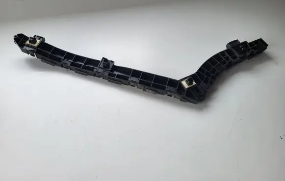Honda CR-V Rear bumper mounting bracket