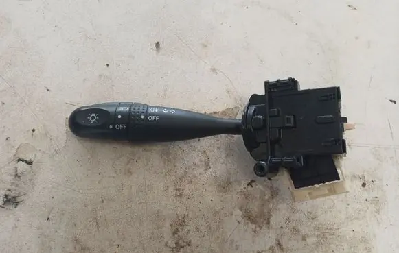 Suzuki Swift I Indicator stalk