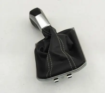 Volkswagen Tiguan Gear lever shifter trim leather/knob 5NC713203P