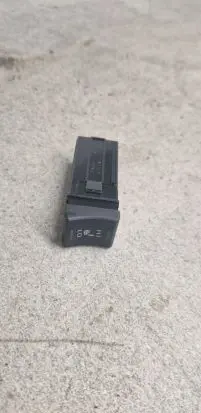 Toyota RAV 4 (XA50) Seat heating switch M77419