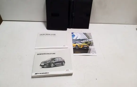 KIA Stonic User manual 