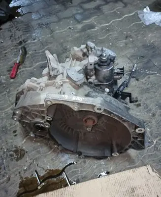Opel Zafira C Manual 6 speed gearbox 55564375 0822680