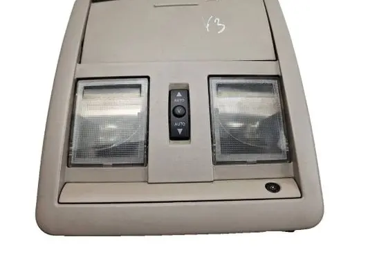 Chrysler 300 - 300C Front seat light 56050131AH