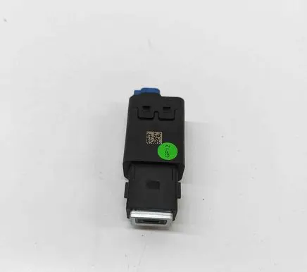 Peugeot 3008 III USB socket connector 9852057080 9848394780