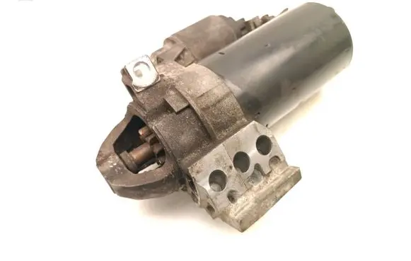 BMW 5 E60 E61 Starter motor 7801203