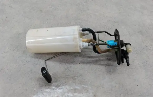 KIA Sorento In-tank fuel pump 311503E600