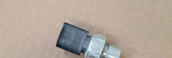 Audi Q5 SQ5 Air conditioning (A/C) pressure sensor 5Q0959126A