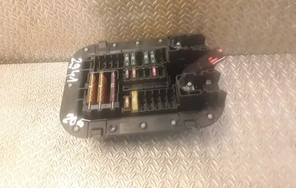 Mercedes-Benz C W205 Fuse box set 2225403150 A2225403150