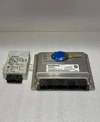 Engine ECU kit and lock set