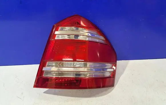 Mercedes-Benz GL X164 Rear/tail lights A1648204264