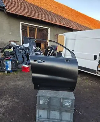 Fiat 500X Front door 52048718