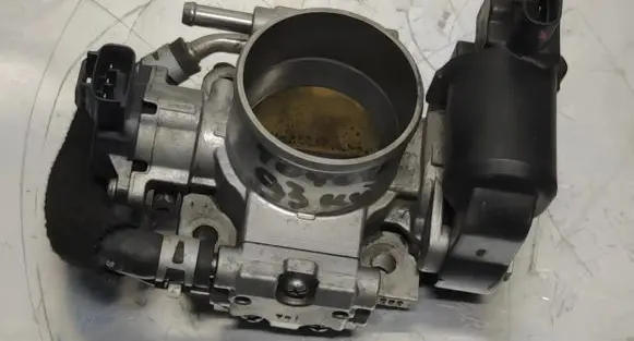 Toyota Avensis T250 Throttle valve PA612GF33 1923002010