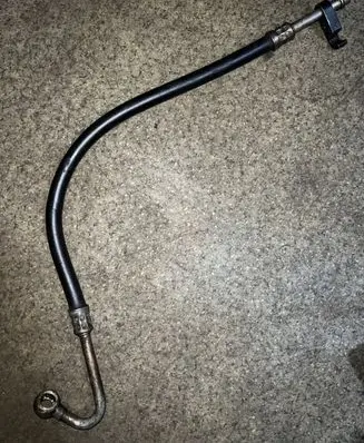 Power steering hose/pipe/line