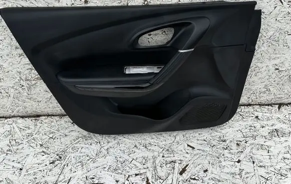 Renault Kadjar Front door card panel trim
