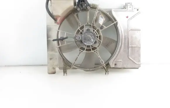 Toyota Yaris Fan set 2635005251 1636323010
