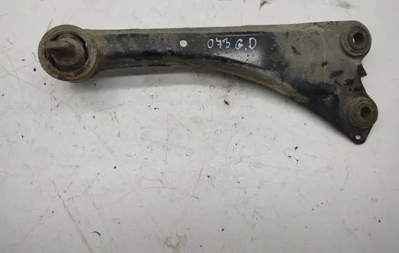 Toyota Avensis T270 Rear upper control arm/wishbone