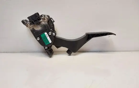 Volkswagen Transporter - Caravelle T5 Accelerator throttle pedal 7E1721503C