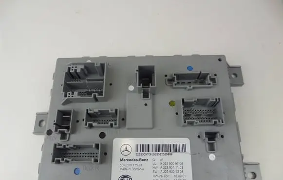 Mercedes-Benz C W205 SAM control unit A2229009708 A2229024208 A2229011103