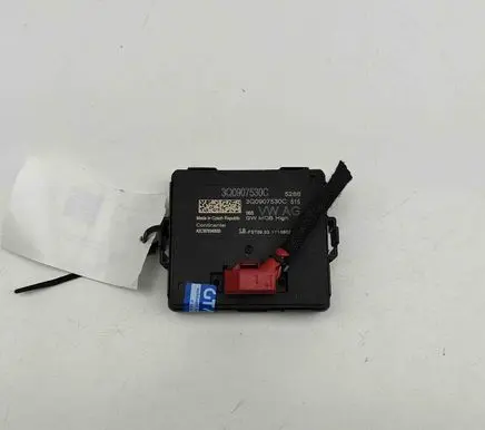 Skoda Superb B8 (3V) Gateway control module A2C3879340650 3Q0907530C
