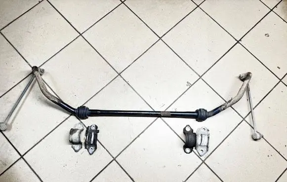 BMW 5 F10 F11 Front anti-roll bar/sway bar 31356793395 6793395 31356791925