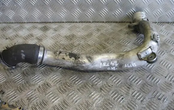 Volkswagen Golf V Intercooler hose/pipe Array