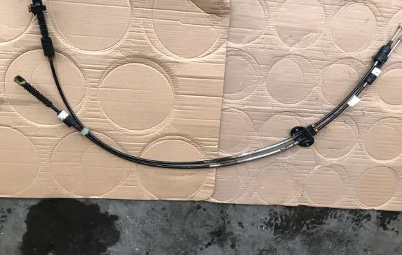 Ford Focus Gear shift cable linkage XS4R7E395BD