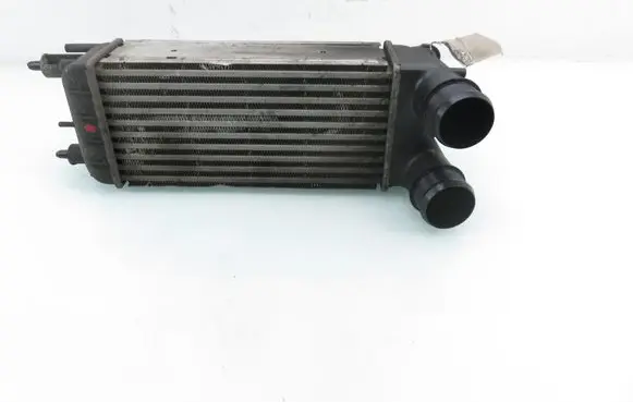Peugeot 508 Intercooler radiator 9684957680