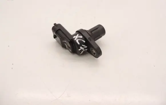 Volvo XC70 Camshaft position sensor 8658726 0232103063
